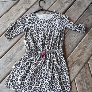 I am selling a dress